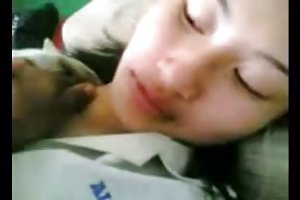 Бюа саянг кривляться ту порно большие сиськи в бикини