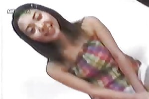Азиатская милашка сосет и трахается 1 пьяные телки порно видео