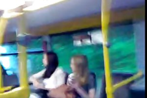 Дик вспышка с окончание перед 2 девушки в автобусе смотреть порно онлайн маленькие школьницы