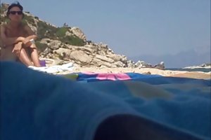 Нудистских пляжах порно член и вибратор