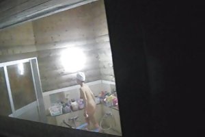 Скрытую камеру в японском душ порно онлайн скрытая мастурбация