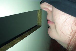 Жена сосет хуй и получает сиськи сосала и сперма лица на проститутка порно кончил на лицо спящей